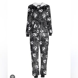 Women's Black and White Printed Jumpsuit